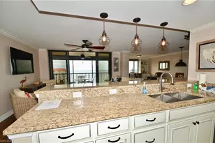 10851 Gulf Shore Dr, Naples, FL 34108 - Photo 6