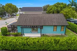 538 Leawood Cir, Naples, FL 34104 - Photo 10