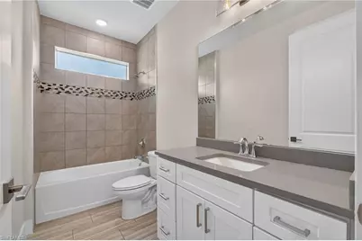 913 NW 33rd Pl, Cape Coral, FL 33993 - Photo 30