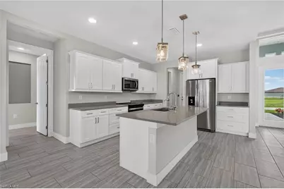 913 NW 33rd Pl, Cape Coral, FL 33993 - Photo 20
