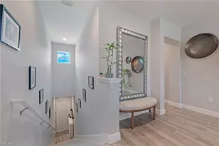 2555 Seychelles Dr, Naples, FL 34112 - Photo 18