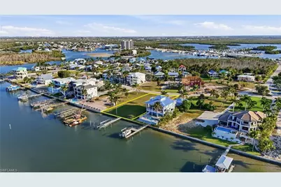 948 San Carlos Dr, Fort Myers Beach, FL 33931 - Photo 8