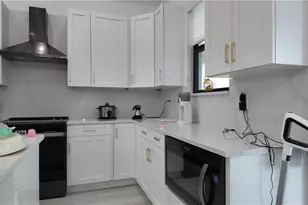 3234 22nd Ave SE, Naples, FL 34117 - Photo 4