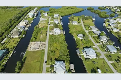 24239 Blackbeard Blvd, Punta Gorda, FL 33955 - Photo 14
