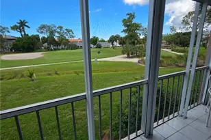 160 Turtle Lake Ct, Naples, FL 34105 - Photo 4