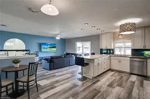423 SW 39th Terrace, Cape Coral, FL 33914 - Photo 4