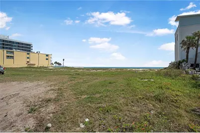 1012 Atlantic Ave N, Daytona Beach, FL 32118 - Photo 4