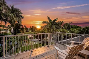 207 San Mateo Dr, Bonita Springs, FL 34134 - Photo 2