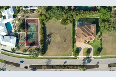 571 S Barfield Dr, Marco Island, FL 34145 - Photo 1