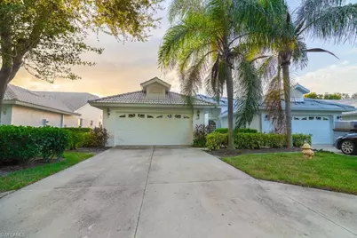 2230 Stacil Cir, Naples, FL 34109 - Photo 2