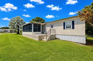 591 Cape Florida Ln, Naples, FL 34104 - Photo 6
