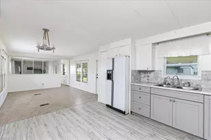 591 Cape Florida Ln, Naples, FL 34104 - Photo 8