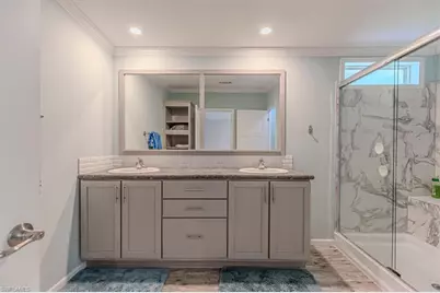 585 Cape Florida Ln, Naples, FL 34104 - Photo 14