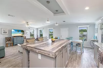 585 Cape Florida Ln, Naples, FL 34104 - Photo 6