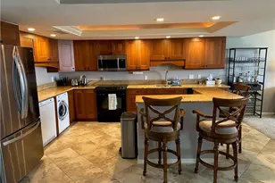 2305 Gulf Shore Blvd N, Naples, FL 34103 - Photo 8