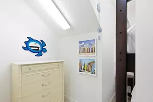 7877 Hawthorne Dr, Naples, FL 34113 - Photo 22