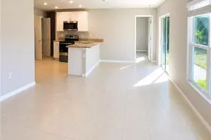2903 39th St SW, Lehigh Acres, FL 33976 - Photo 4