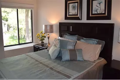 27105 Oakwood Lake Dr, Bonita Springs, FL 34134 - Photo 20