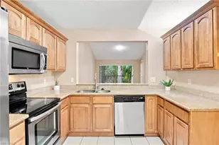 749 Landover Cir, Naples, FL 34104 - Photo 6