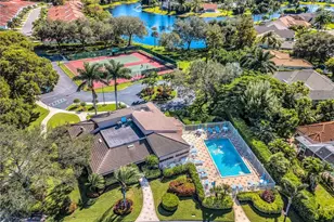 749 Landover Cir, Naples, FL 34104 - Photo 2
