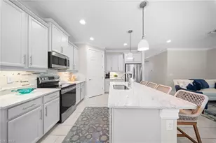 14523 Topsail Dr, Naples, FL 34114 - Photo 10