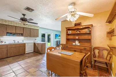 3423 Corana Way, Naples, FL 34105 - Photo 8