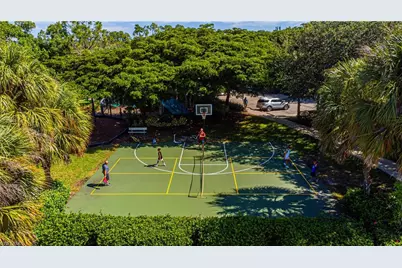 1289 Barrigona Ct, Naples, FL 34119 - Photo 34