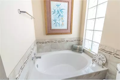 8556 Alessandria Ct, Naples, FL 34114 - Photo 32