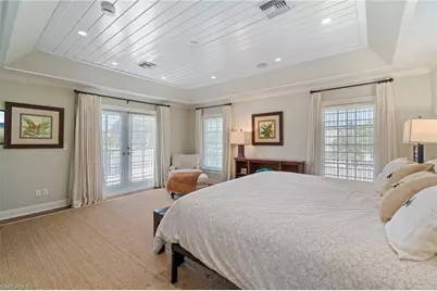 645 Broad Ave S, Naples, FL 34102 - Photo 28