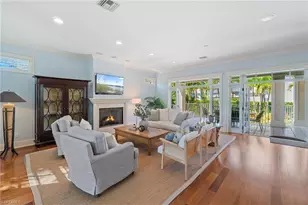 645 Broad Ave S, Naples, FL 34102 - Photo 10