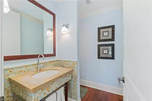 645 Broad Ave S, Naples, FL 34102 - Photo 38