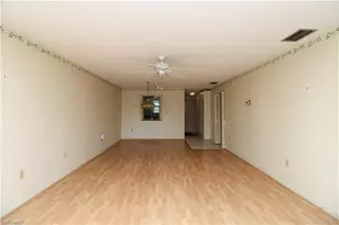 300 Valley Stream Dr, Naples, FL 34113 - Photo 14