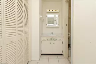 300 Valley Stream Dr, Naples, FL 34113 - Photo 18