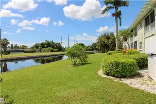 300 Valley Stream Dr, Naples, FL 34113 - Photo 32