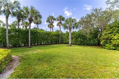823 Tanbark Dr #101, Naples, FL 34108 - Photo 22
