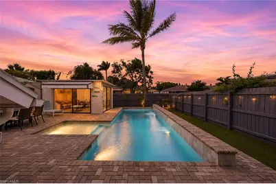 862 97th Ave N, Naples, FL 34108 - Photo 2