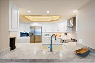4651 Gulf Shore Blvd N, Naples, FL 34103 - Photo 14