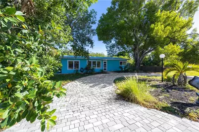 47 River Ct, Naples, FL 34110 - Photo 24