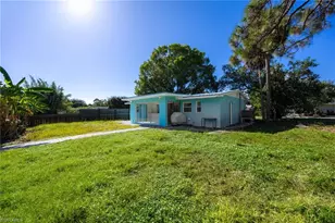47 River Ct, Naples, FL 34110 - Photo 20