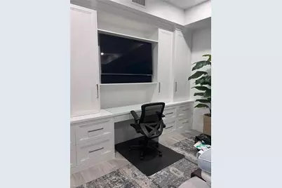 1135 3rd Ave S #411, Naples, FL 34102 - Photo 8