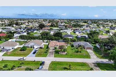 609 SW 23rd Ter, Cape Coral, FL 33991 - Photo 34
