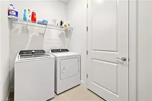 19095 Hanley Blvd, Estero, FL 33928 - Photo 22
