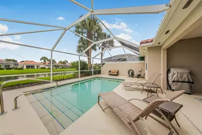 4585 Pasadena Ct, Naples, FL 34109 - Photo 4