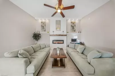 4585 Pasadena Ct, Naples, FL 34109 - Photo 12