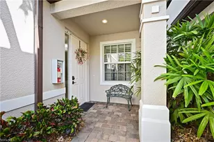 7876 Hawthorne Dr, Naples, FL 34113 - Photo 4