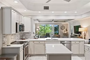 7876 Hawthorne Dr, Naples, FL 34113 - Photo 8