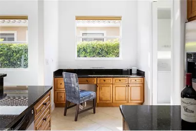 982 Tivoli Ct, Naples, FL 34104 - Photo 20