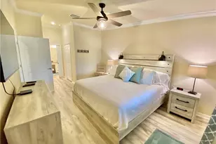 28003 Bridgetown Ct, Bonita Springs, FL 34135 - Photo 4