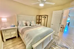 28003 Bridgetown Ct, Bonita Springs, FL 34135 - Photo 6