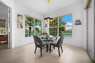 8062 Signature Club Cir, Naples, FL 34113 - Photo 18